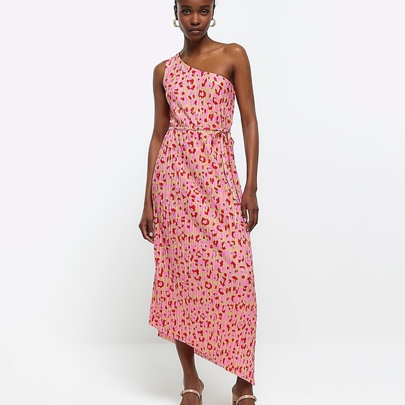 River Island Dresses & Skirts - River Island Pink leopard print one shoulder dress size 6